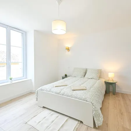 Le Recoin Serein, Charme Et Modernite Nyaraló Mauléon